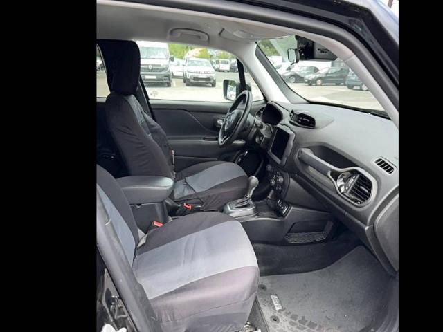 Jeep Renegade image 3