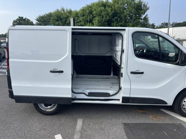 Renault Trafic image 7