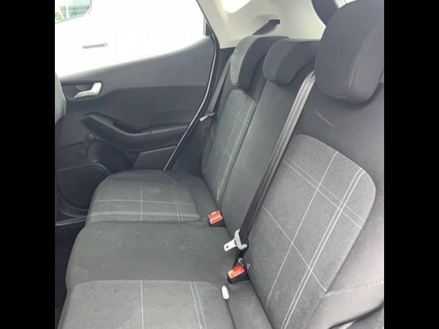 Ford Fiesta image 9