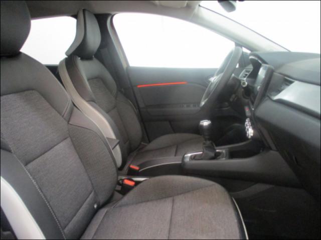 Renault Captur image 3