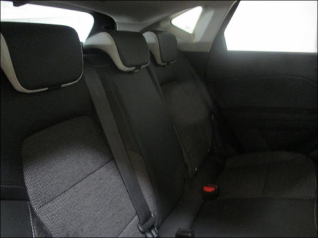 Renault Captur image 6