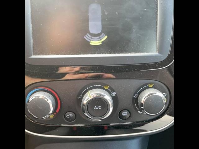 Renault Captur image 6