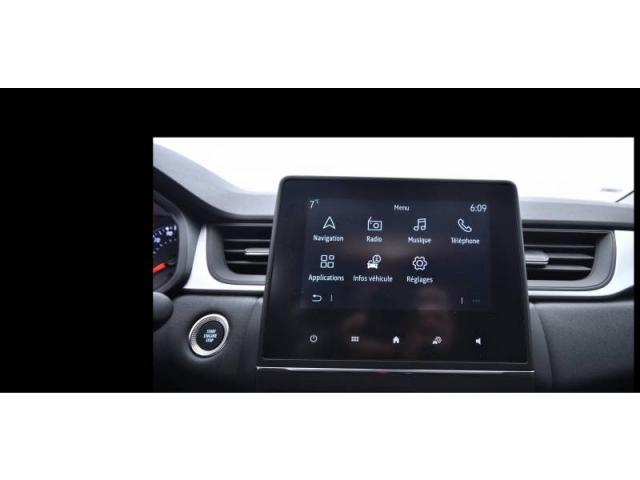 Renault Captur image 6