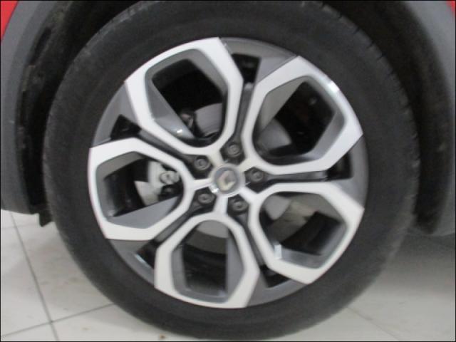 Renault Captur image 6