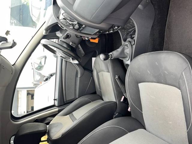 Dacia Duster image 9