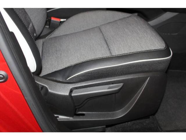 Renault Captur image 7