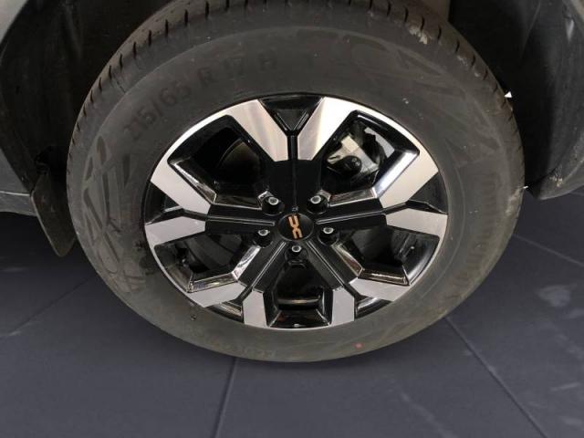 Dacia Duster image 1