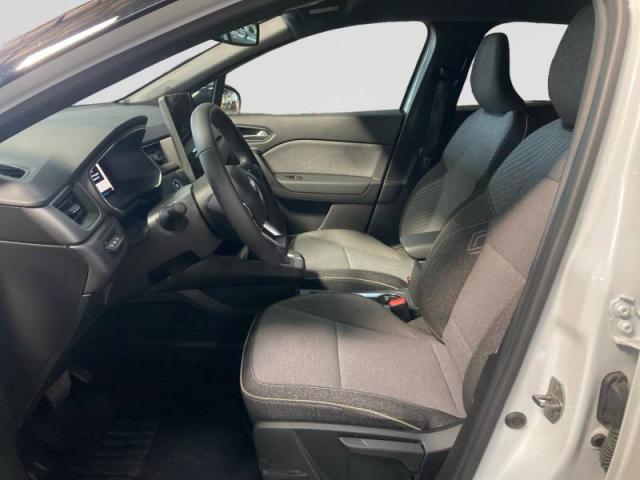 Renault Captur image 8