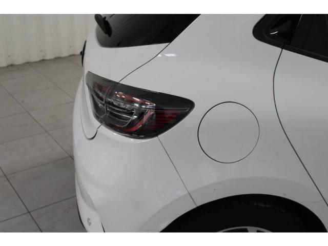 Renault Clio image 1