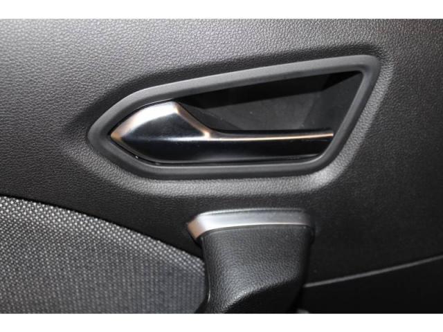 Renault Captur image 2