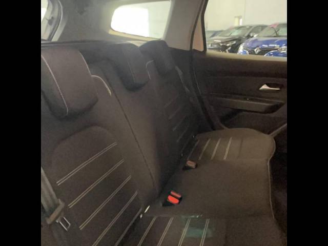 Dacia Duster image 6