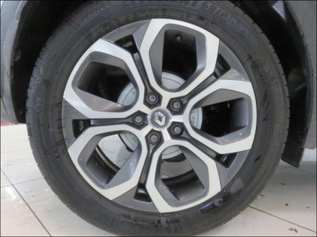 Renault Captur image 6