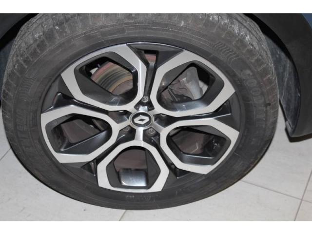 Renault Captur image 6