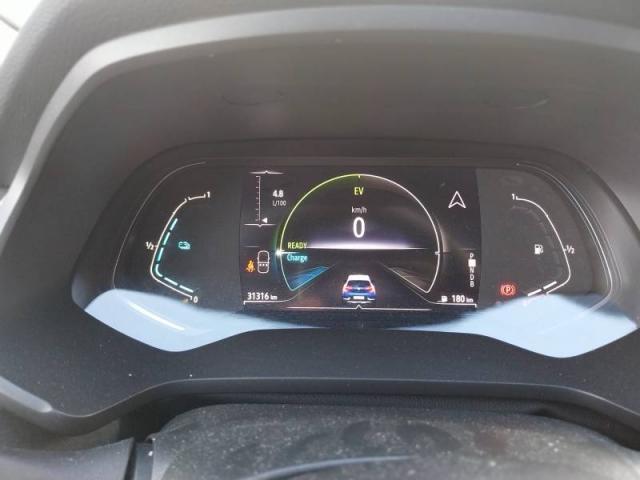 Renault Captur image 6