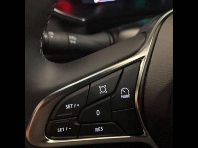 Renault Captur image 1