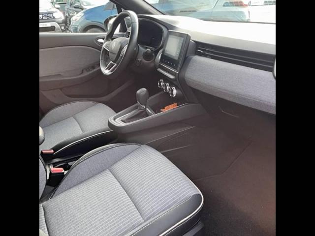 Renault Clio image 6