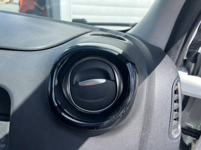 Renault Trafic image 3