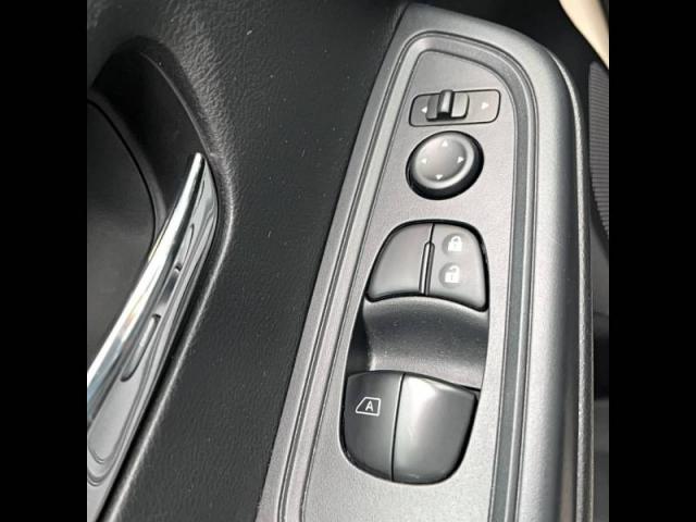 Nissan Micra image 6