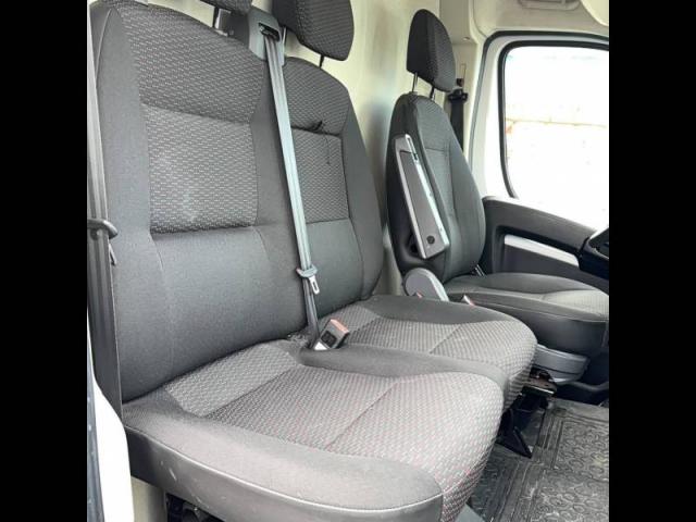 Peugeot Boxer image 1
