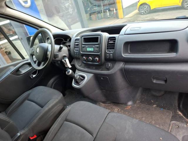 Renault Trafic image 4