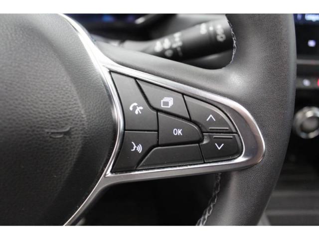 Renault Captur image 2