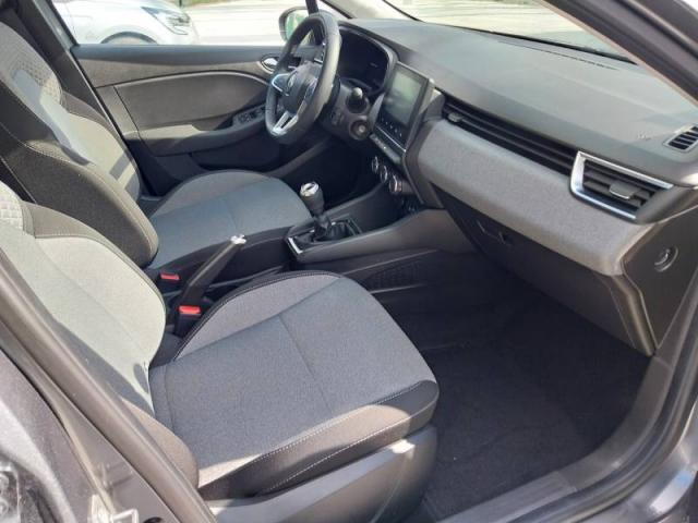 Renault Clio image 2