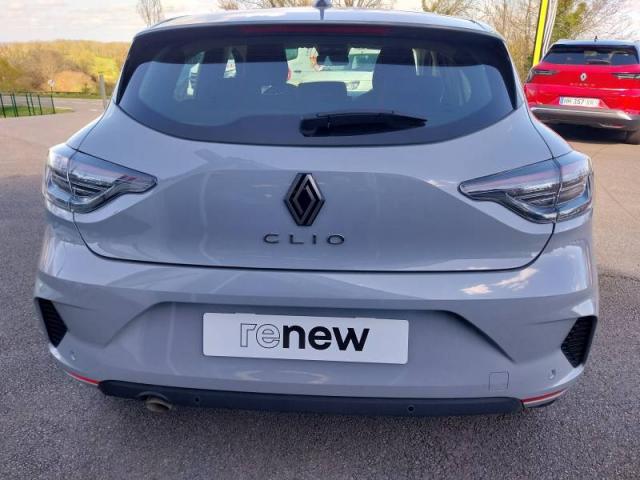 Renault Clio image 8