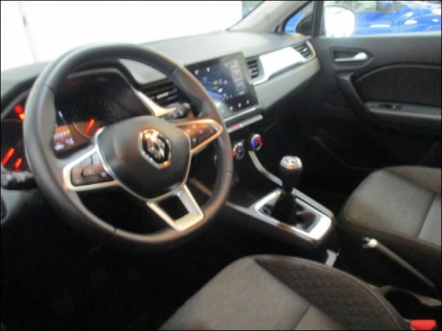 Renault Captur image 2