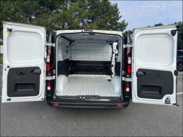 Renault Trafic image 7