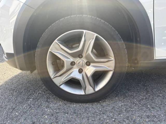 Dacia Sandero image 8