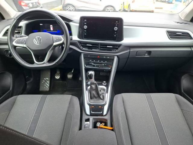 Volkswagen T-Roc image 2