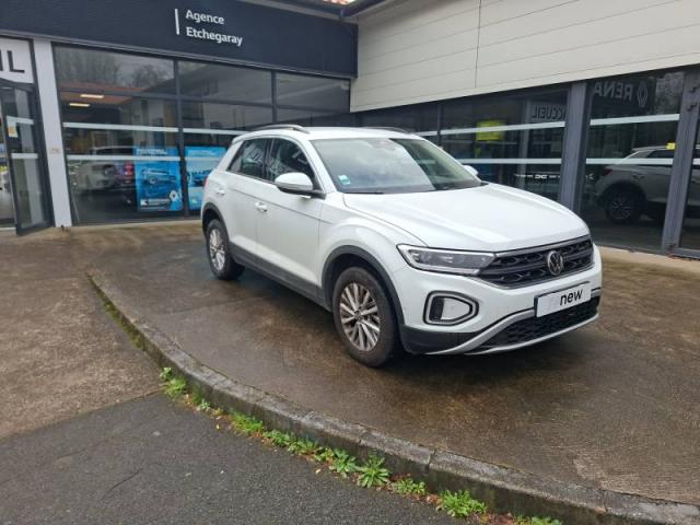 Volkswagen T-Roc image 3