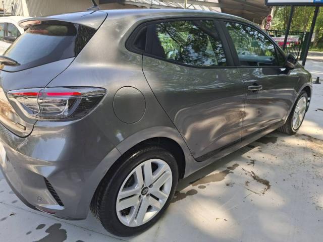 Renault Clio image 6
