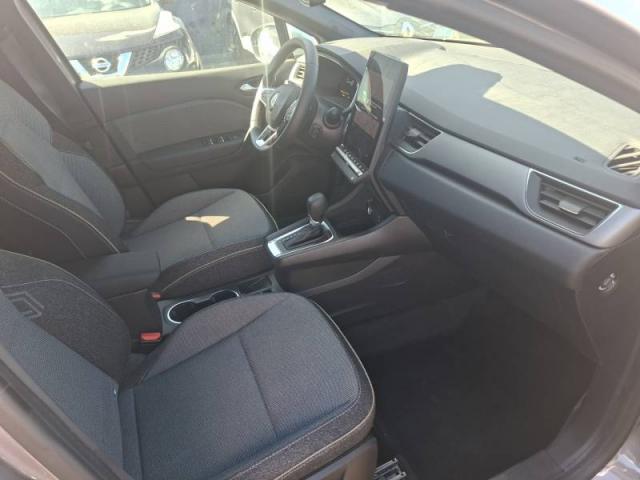 Renault Captur image 9