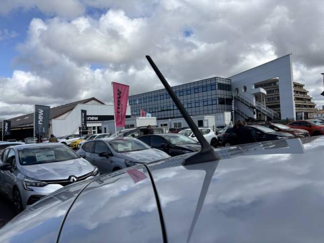 Renault Clio image 1