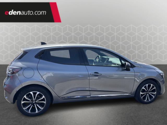 Renault Clio image 9