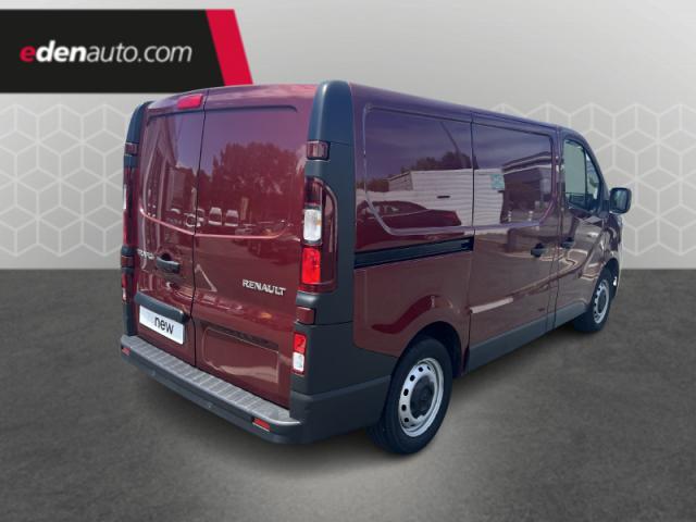 Renault Trafic image 1