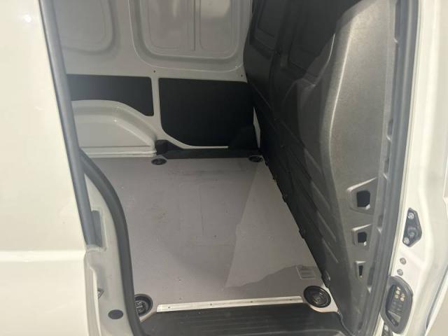 Renault Kangoo Van image 4