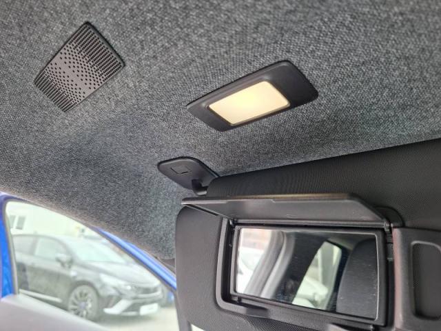 Renault Captur image 6