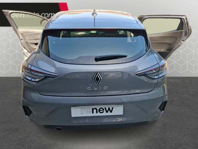 Renault Clio image 2