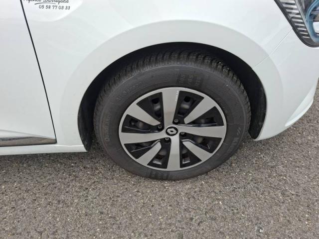 Renault Clio image 3