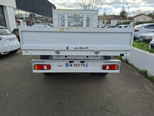 Renault Master image 2