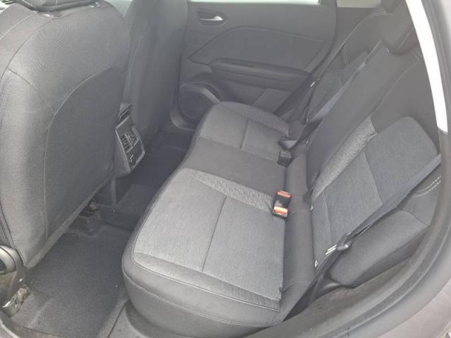 Renault Captur image 6