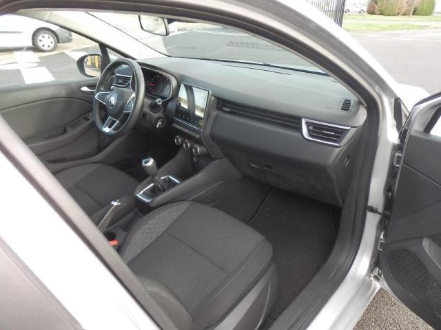 Renault Clio image 6