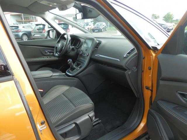Renault Scénic image 1
