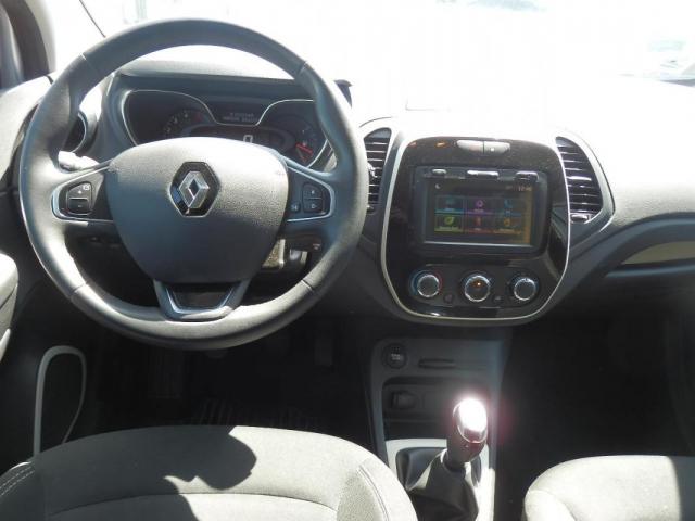 Renault Captur image 2