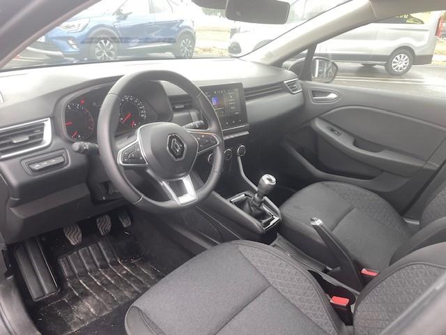 Renault Clio image 6