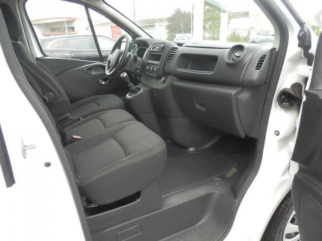 Renault Trafic image 8