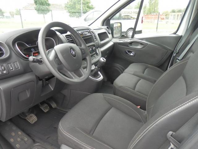 Renault Trafic image 4