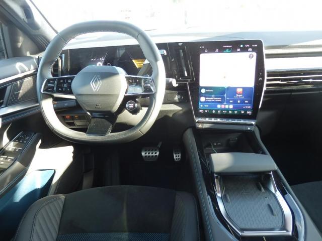 Renault Rafale image 2